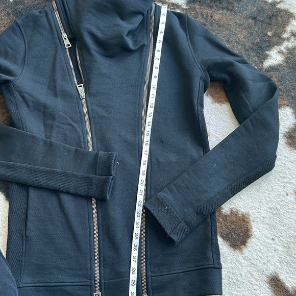 Andrea Ya’aqov Light Jacket – Made in Italy – Size L – Luxury Designer - Picture 7 of 8